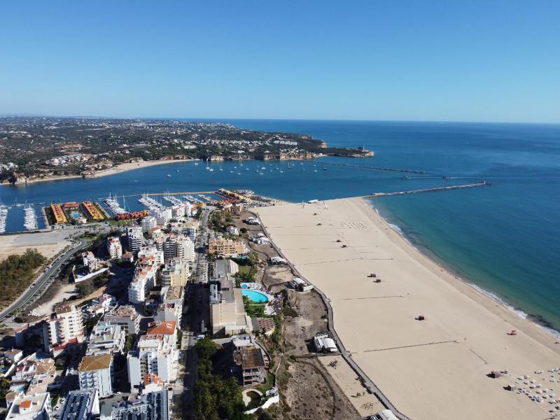 Apartment Praia da Rocha Walk to Beach Safira V - image 6
