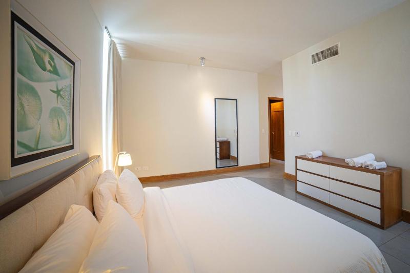 Stay at Ultravioleta Cabarete Beachfront Apartments by EvoKey - image 27