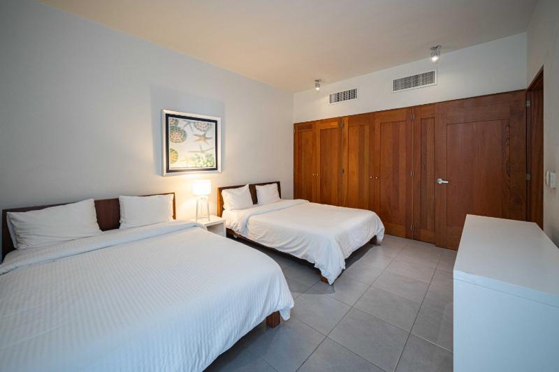 Stay at Ultravioleta Cabarete Beachfront Apartments by EvoKey - image 20
