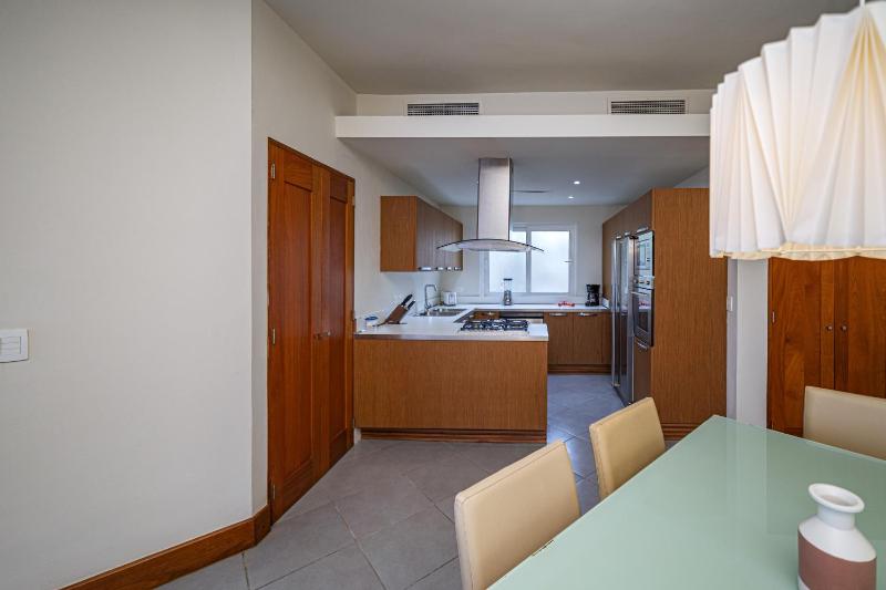 Stay at Ultravioleta Cabarete Beachfront Apartments by EvoKey - image 48