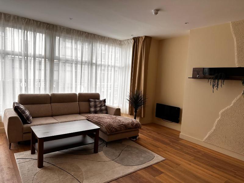 LuxeStay Apartments - image 15