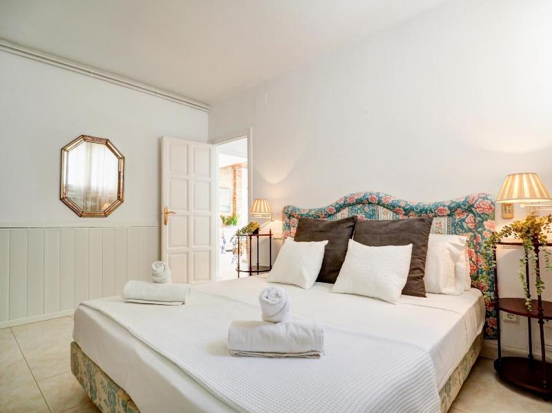 Vinyet Serenity by Hello Homes Sitges - image 12