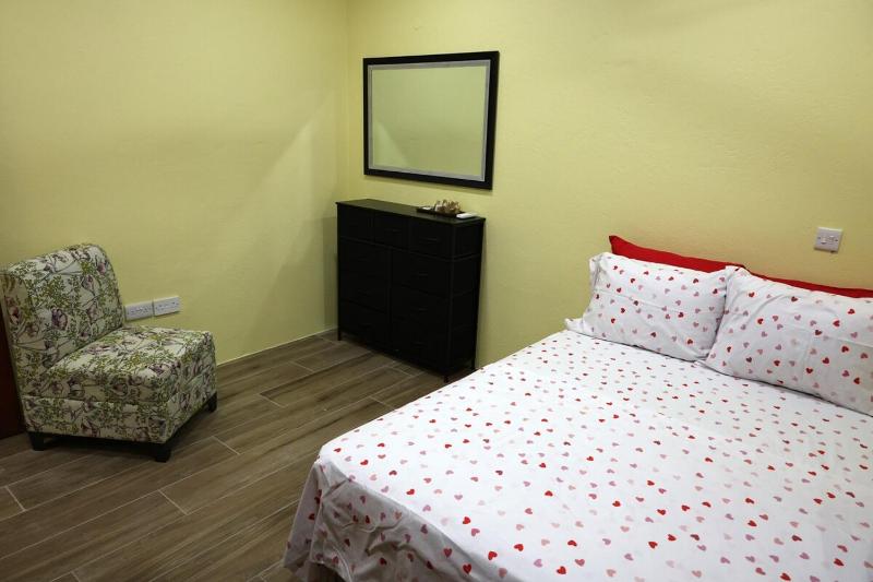 Rose Heights Apartments No 2 - image 4