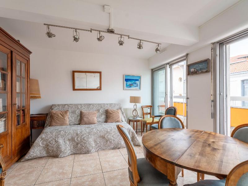 Coeur d'Arcachon T2 avec Balcon Parking Proche Plage et Commerces - FR-1-319-33 - image 3