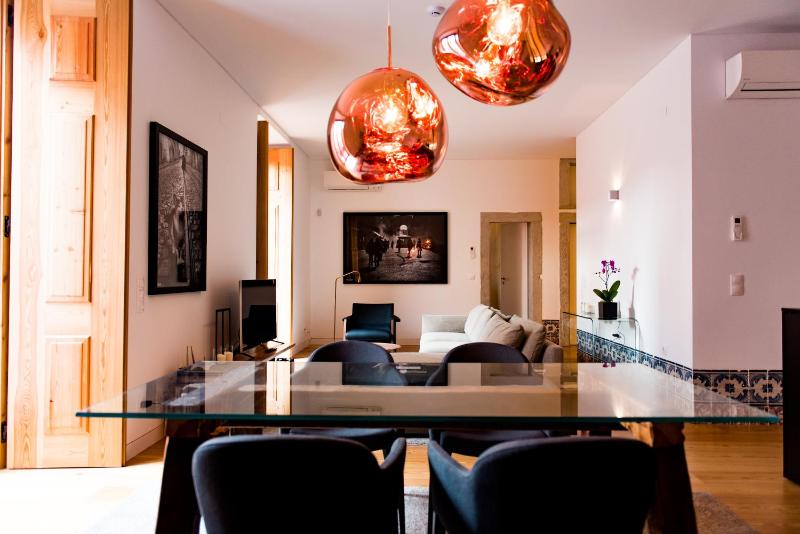 One-Bedroom Apartment with Terrace image 4