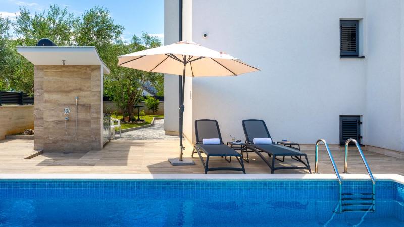 Apartment Estate 2 - Island Krk by Villas Guide - image 15