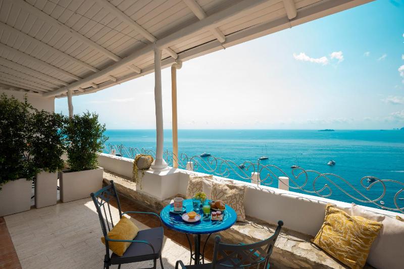 Villa Santa Chiara Positano Suites - image 39