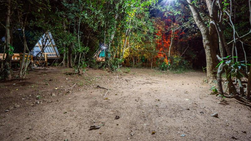 Sigiri Jungle Camping - image 2