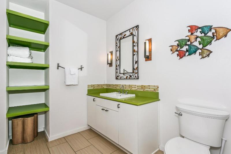 477 Fort Pickens Rd. - image 3