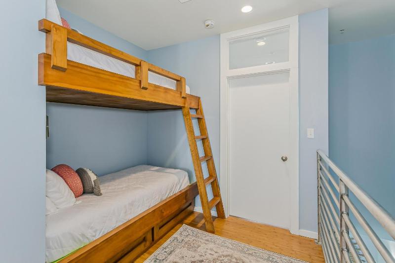 477 Fort Pickens Rd. - image 6