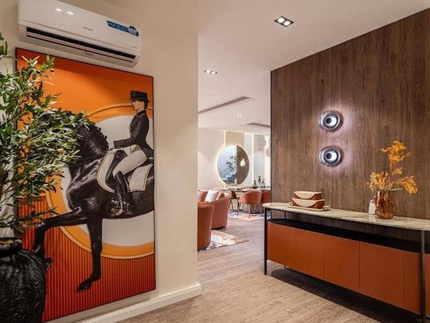 Ultra-modern 4-bedroom maisonette penthouse - image 12