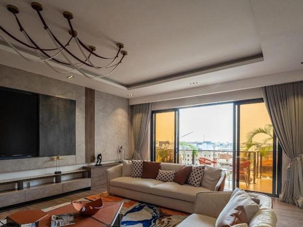 Ultra-modern 4-bedroom maisonette penthouse - image 14