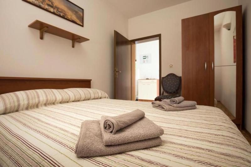 Apartment Vrata Jadrana 1 - image 16