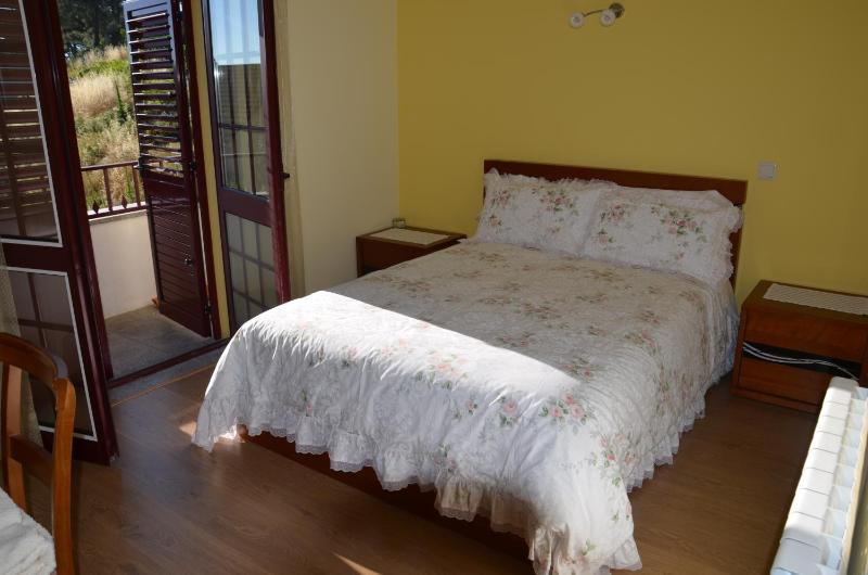 Double Room image 2