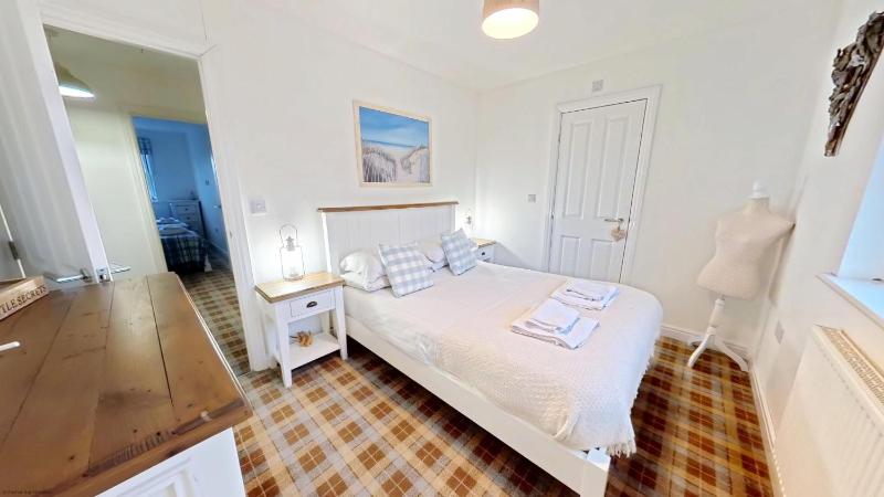 Old England Cottage - Part of the The Bay Filey Holiday Village with pool gym and direct beach access pub restaurant tennis and meadows walks - image 40