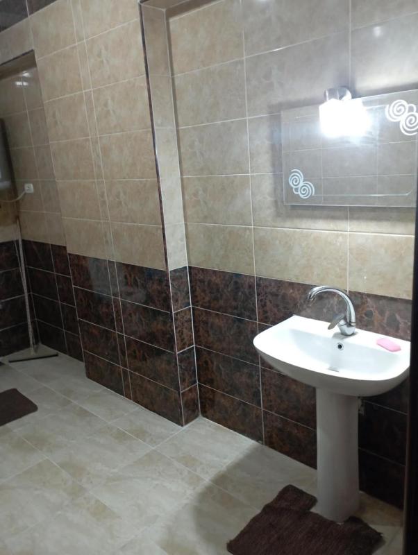Modern Sea View Apartment in Prime Location - image 10