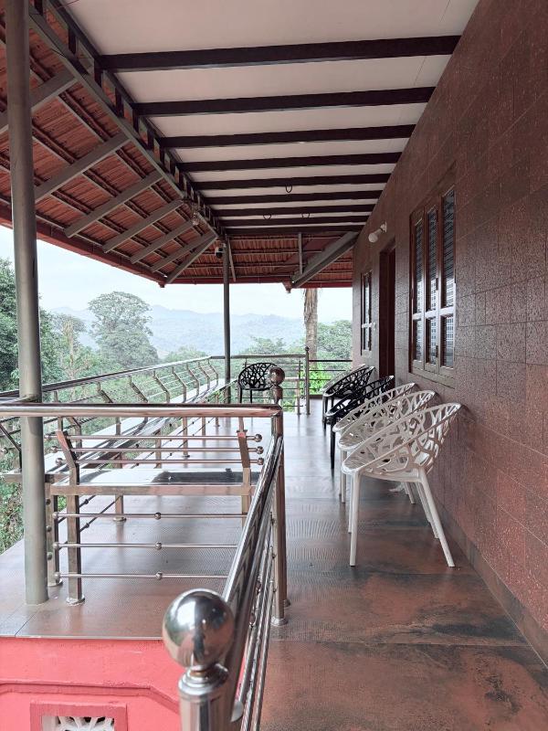 Dishaa Estate View Home Stay - image 3