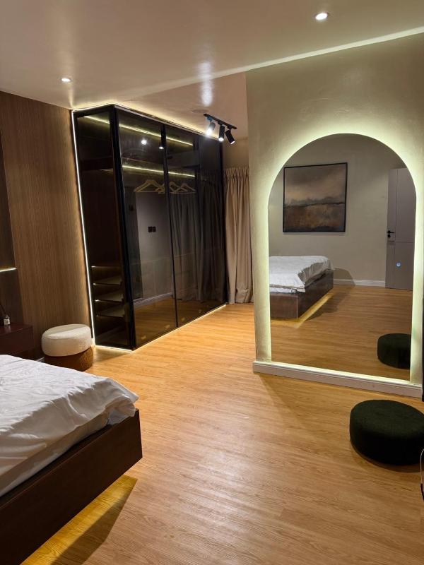 Kruiz Apartments - image 16