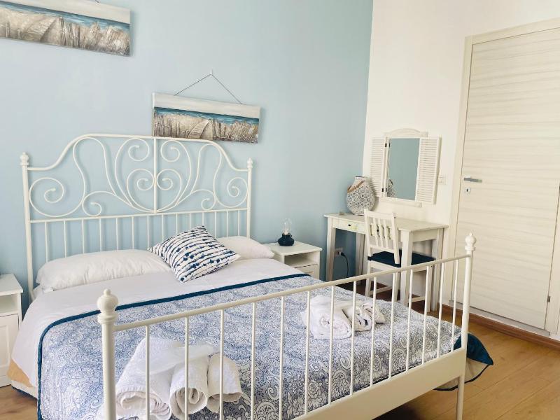Lùrooms- Guesthouse in Noto - image 25