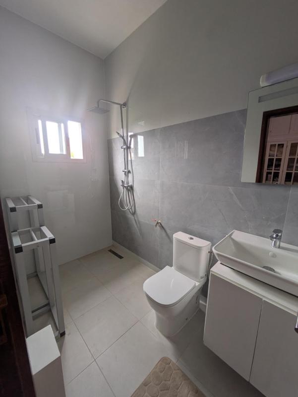 Appartement spacieux tout confort - image 5