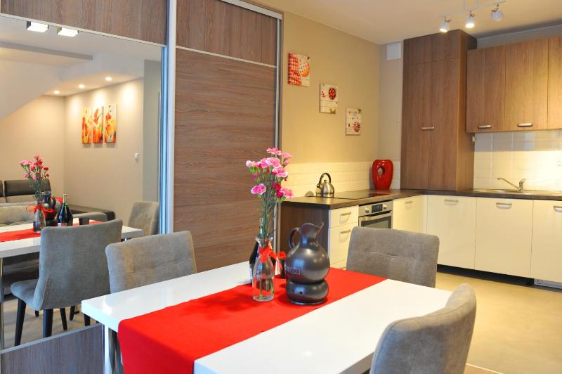 Room with Kitchenette image 1