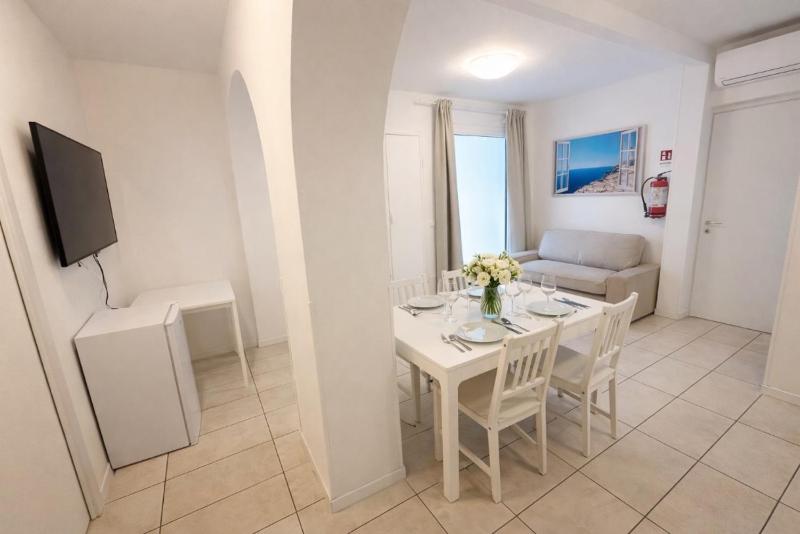 Armonia Luxury Apartment - image 13