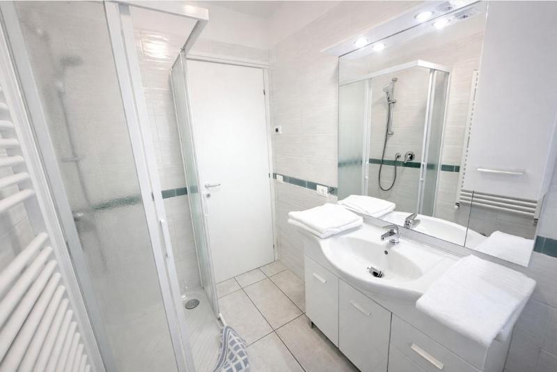 Armonia Luxury Apartment - image 15