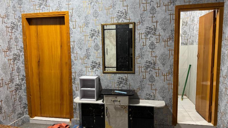 Rsheen Inn - image 3