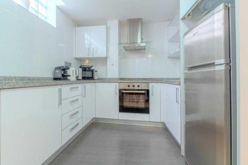 Apartamentos Globus by Be Alicante - image 3