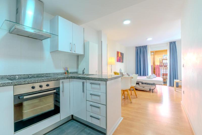 Apartamentos Globus by Be Alicante - image 8