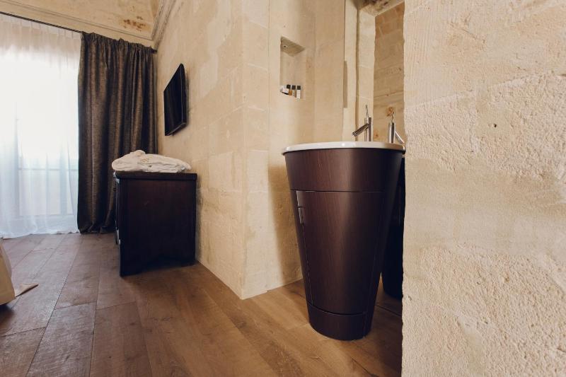 Superior Double Room image 3