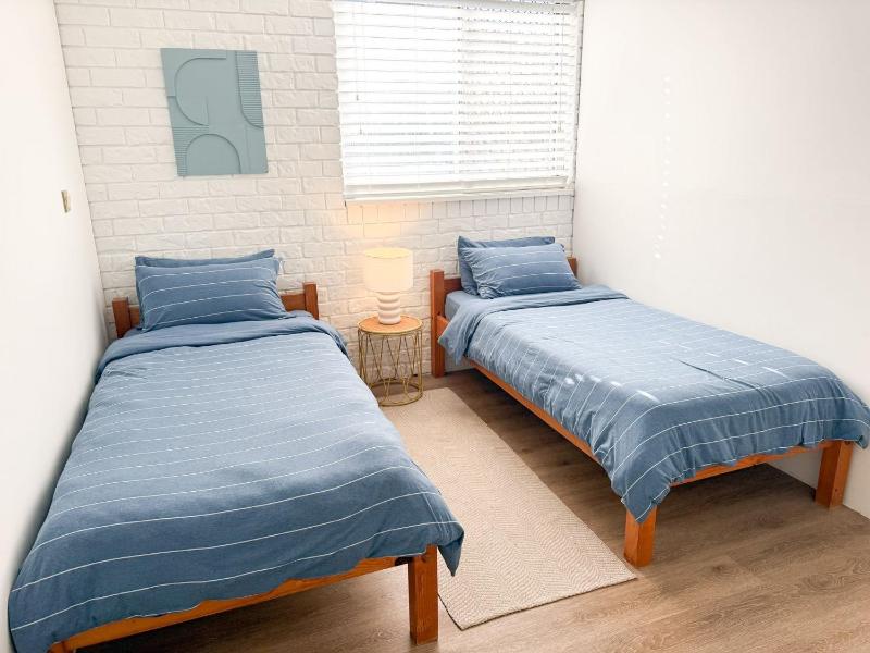 Merrima Court Unit 14 Kings Beach QLD - image 8