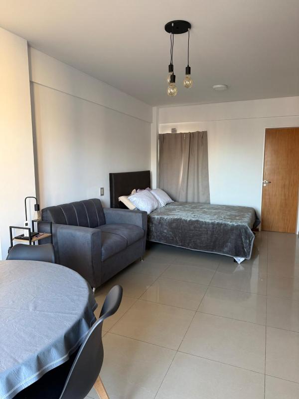 Monoambiente centrico con balcon y pileta - image 6