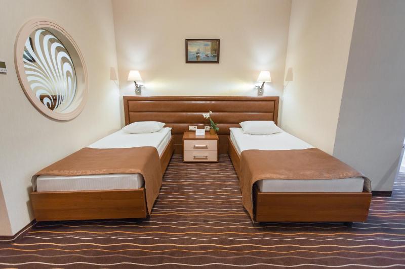 Comfort Double or Twin Room image 4
