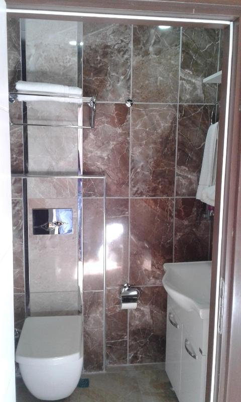 Deluxe Double Room with Balcony image 2