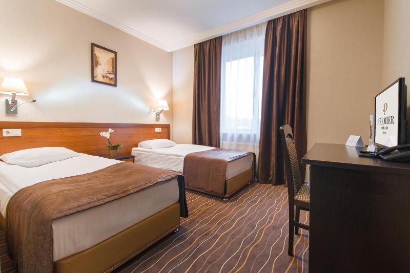 Standard Double or Twin Room image 3