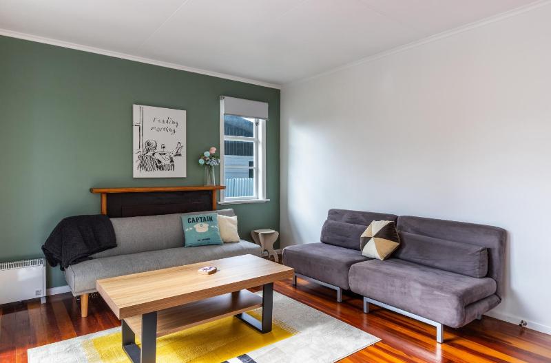 Central Taupo Getaway by Aotearoa Escapes - image 15