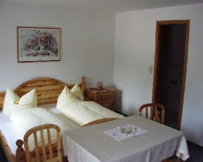 Double Room with Balcony image 2