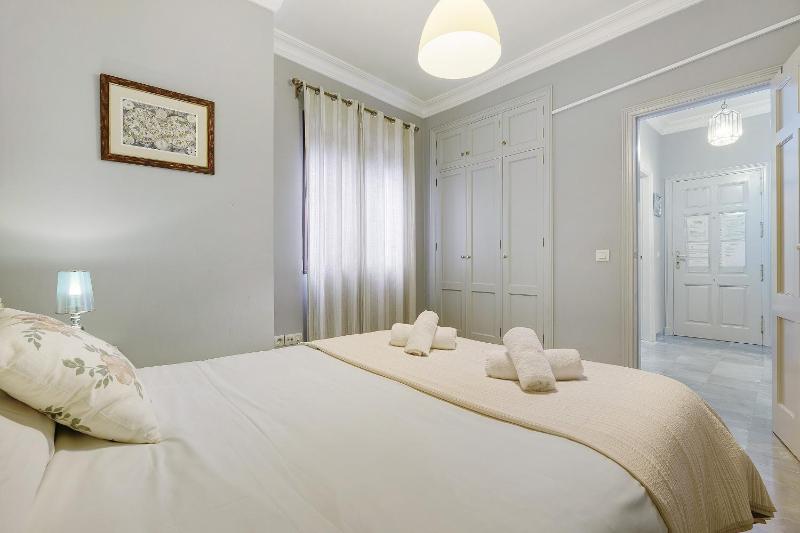 Downtown The Jerónimos Suite Free - image 12