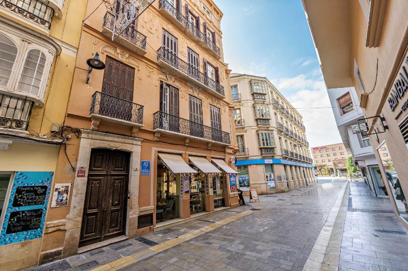 SUNSET MALAGA - Cisneros Boutique Apartments - image 1