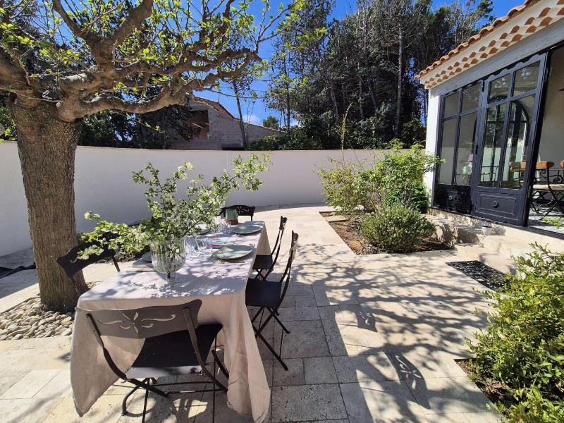 Villa avec piscine climatisée WIFI plage à pied - image 11