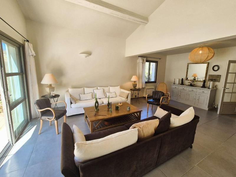 Villa avec piscine climatisée WIFI plage à pied - image 10