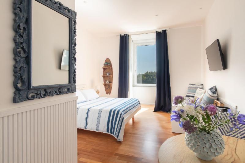 MareLuna Rooms - image 7