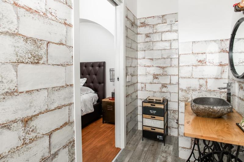 MareLuna Rooms - image 12