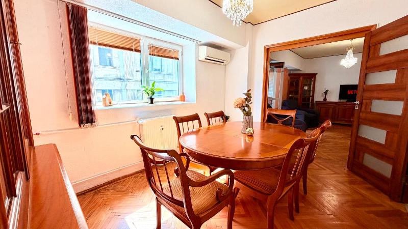 Timeless Stay - Stylish 2BR near Unirii & Cathedral - image 15