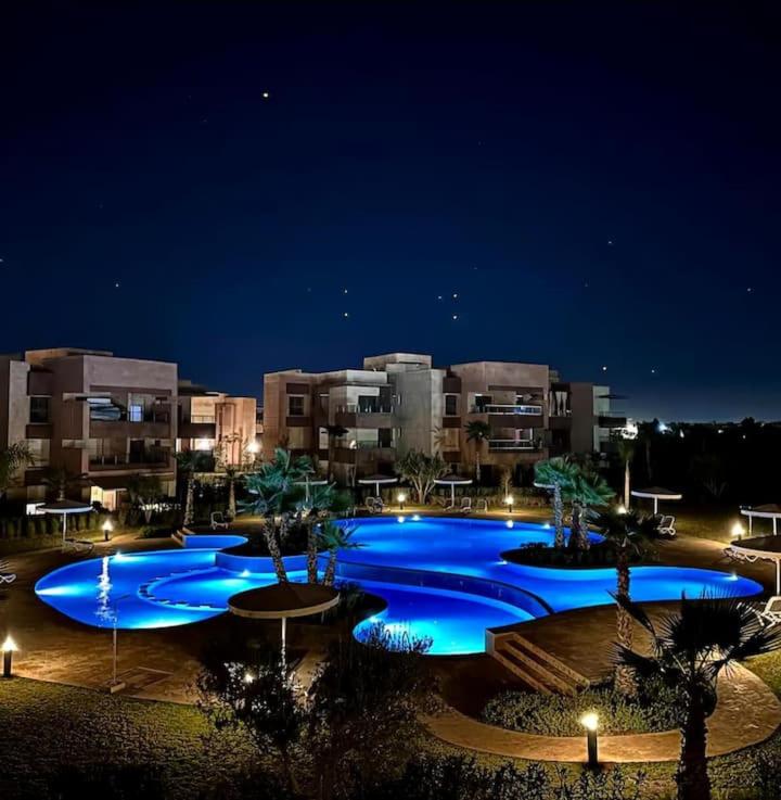 Luxury Flat Golf City - image 15
