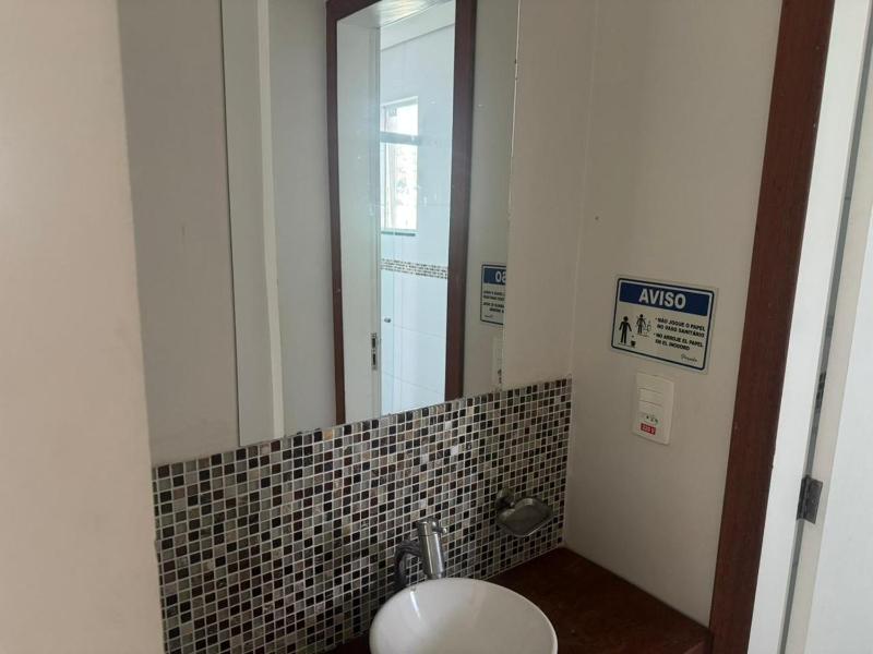 Apartamento 70 metros do mar - image 46