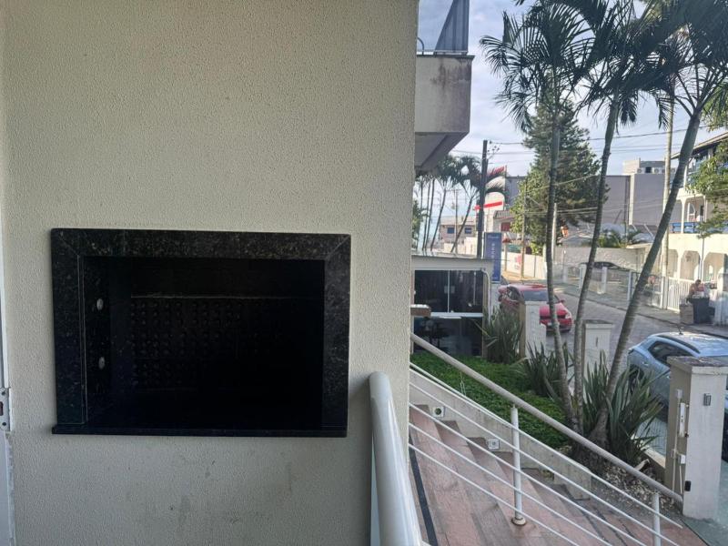 Apartamento 70 metros do mar - image 29