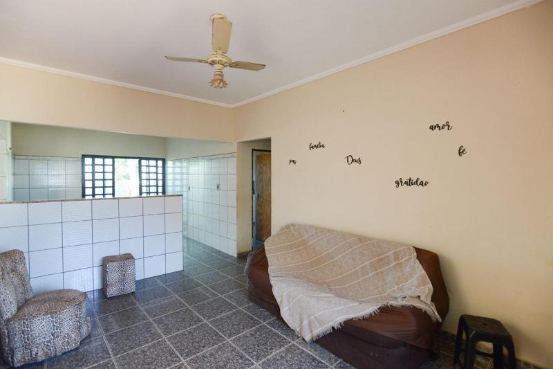 Casa com Churrasqueira e WiFi em Parque Ribeirao - image 2