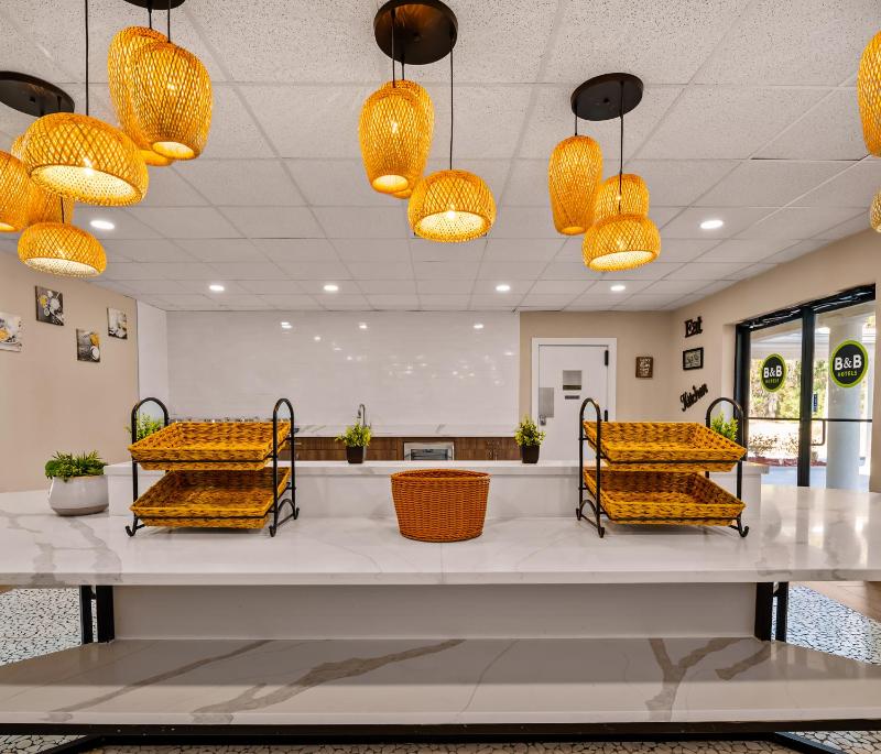 B&B HOTEL Jacksonville Airport - Newly Renovated! - image 25